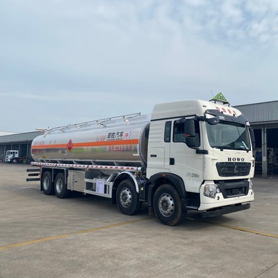 中國重汽豪沃HOWO 30方油罐車核心配置參數(shù)詳解