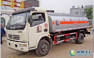 東風多利卡油罐車 專業(yè)加油解決方案與汽摩配件供應鏈的可靠選擇